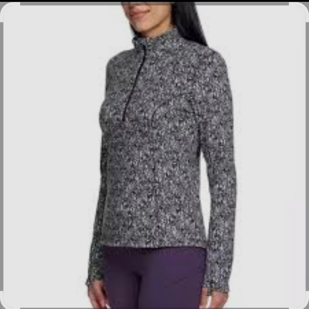 NWT, SPIDER Women's Black and White Sweater. Size S